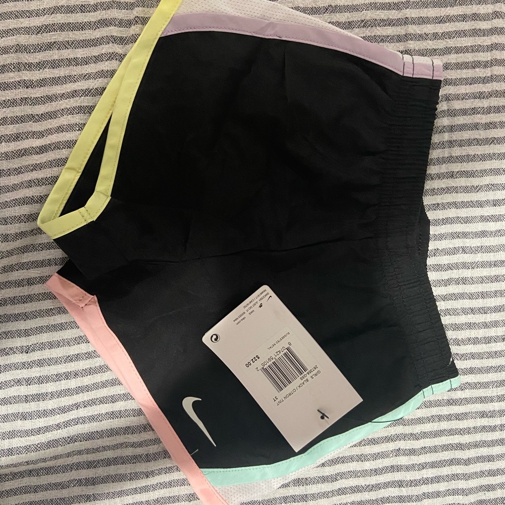 COPY - Nike Short size 3T